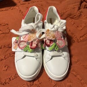 Sam Edelman x SCAD Wendy Floral Embroidery Platform Sneaker